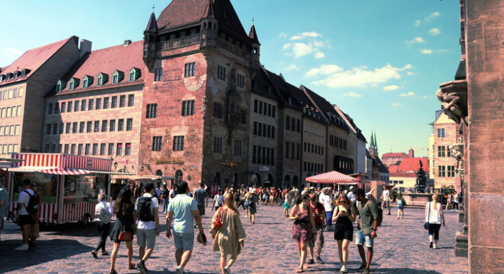 Nürnberg Nassauer Haus Lorenzkirche