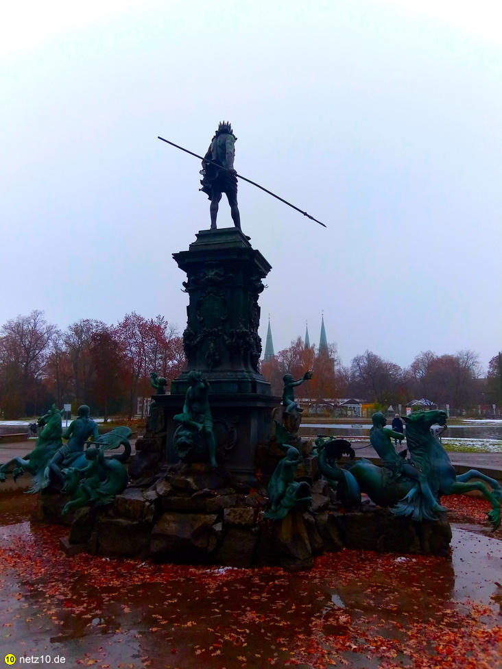 Neptun brunnen nuernberg 5